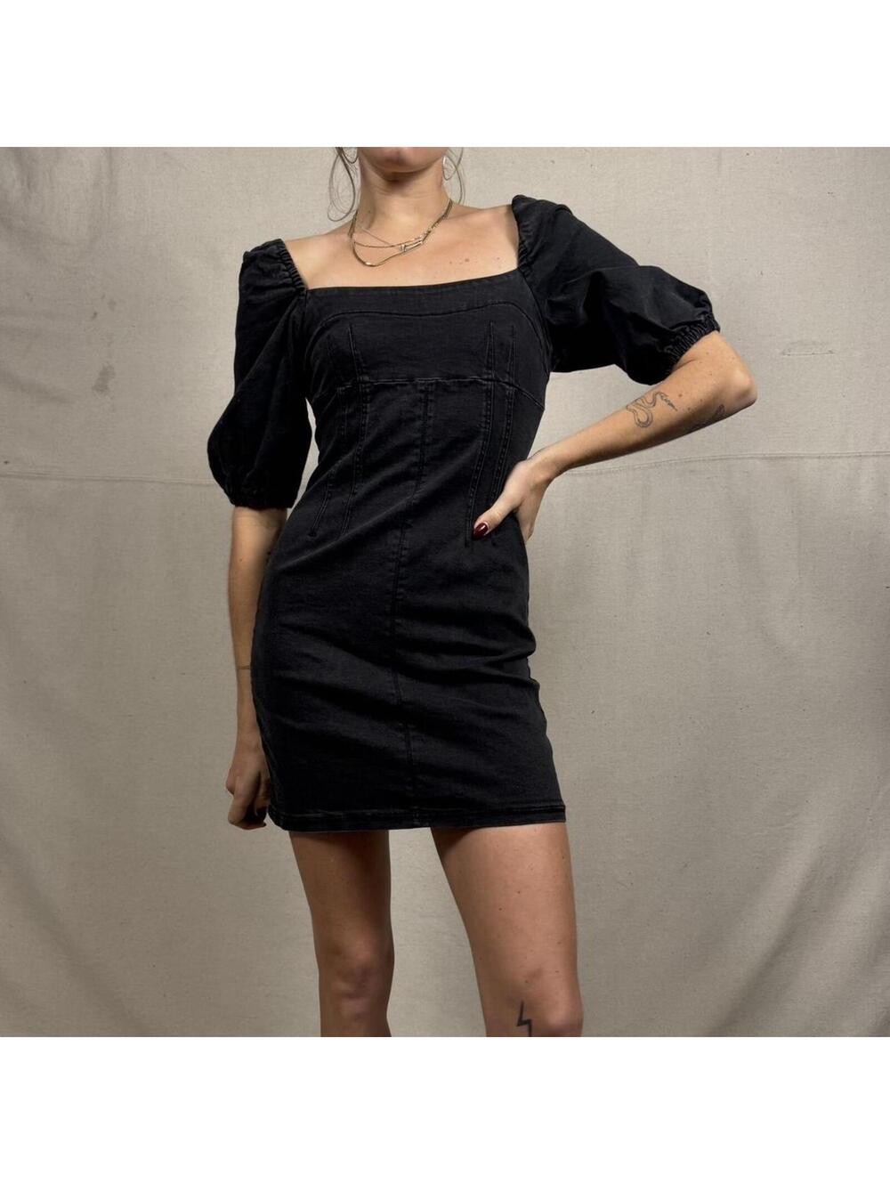 Urban outfitters dark wash denim mini dress with puff sleeve and zip back